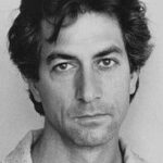 David Strathairn